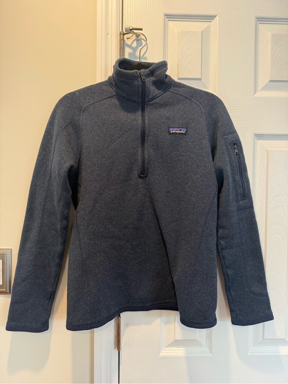 Patagonia WOMENS Dark Navy Quarter-Zip Fleece Pullover